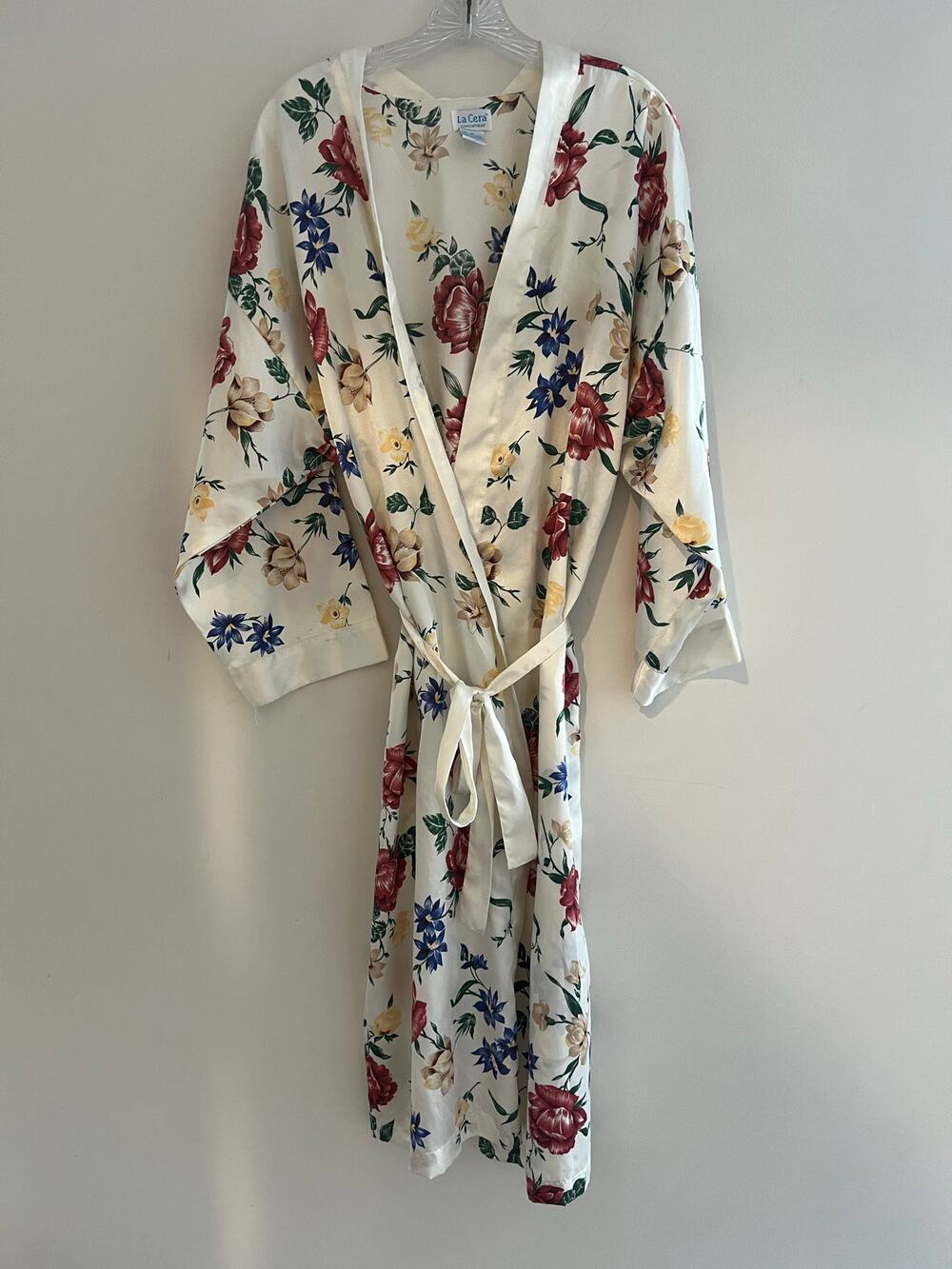 Vintage La Cera Silky Robe Ivory Floral Size Medium JL